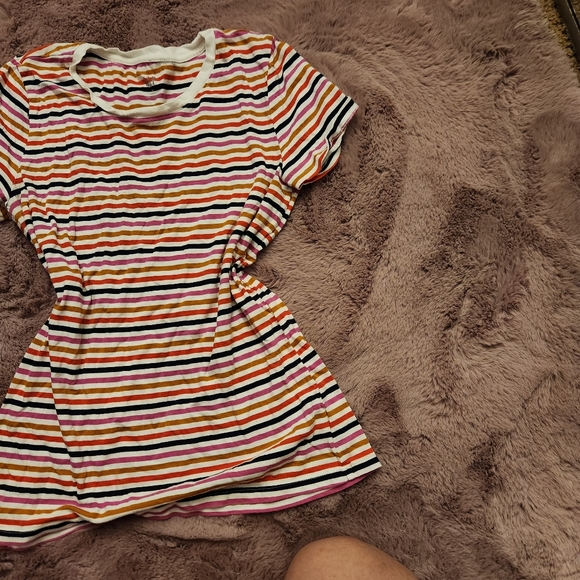 GAP TOP - Picture 2 of 7